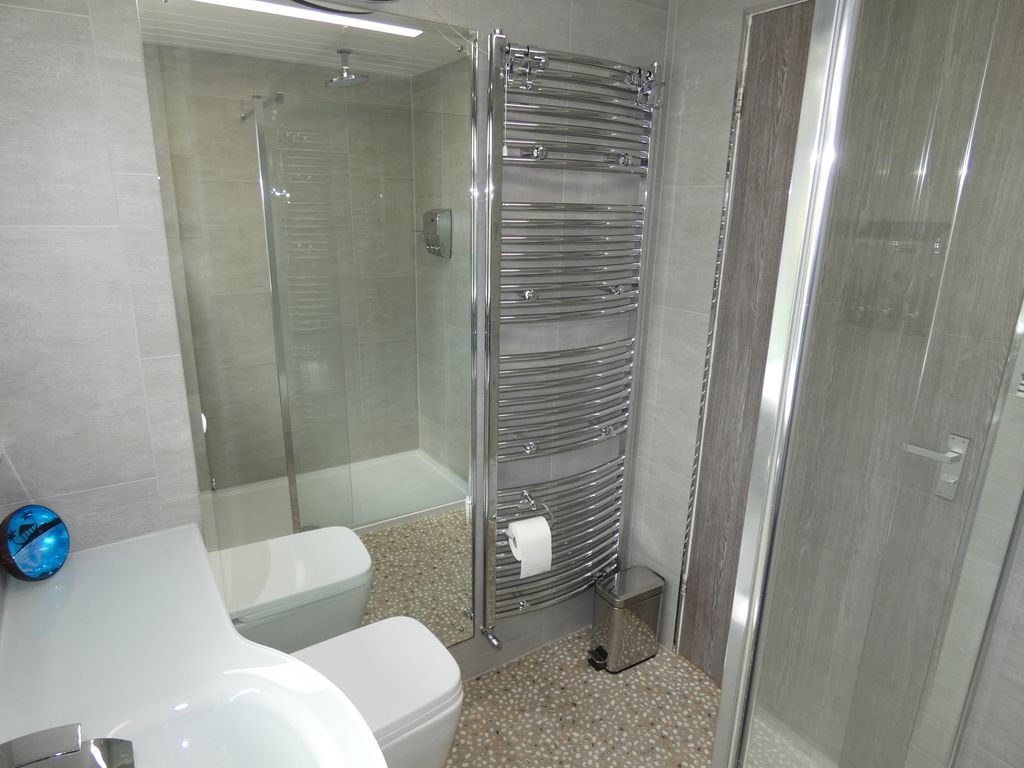Shower Room- click for photo gallery